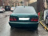Mercedes E 320-5