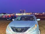 Hyundai Sonata-4