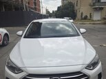 Hyundai Elantra-9