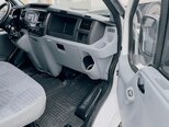 Ford Transit-10