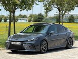 Toyota Camry-5