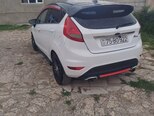 Ford Fiesta-2