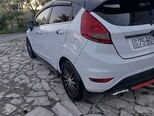 Ford Fiesta-11