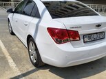 Chevrolet Cruze-12