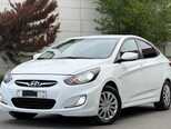 Hyundai Accent-12