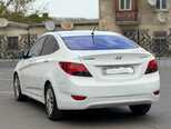 Hyundai Accent-10