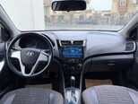 Hyundai Accent-5