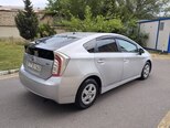 Toyota Prius-8