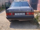 Mercedes 190-2