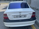 Opel Vectra-3