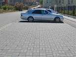 Mercedes E 220-2