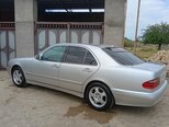 Mercedes E 220-4
