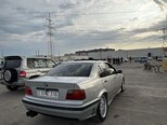 BMW 325-2