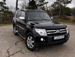 Mitsubishi Pajero-2