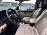 Mitsubishi Pajero-11