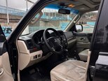 Mitsubishi Pajero-12