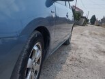 Toyota Prius-4
