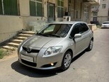 Toyota Auris-2