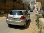 Toyota Auris-4
