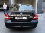 Nissan Tiida-2