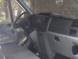 Ford Transit-6