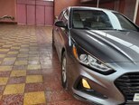 Hyundai Sonata-16