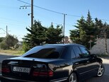 Mercedes E 240-3