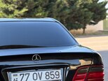 Mercedes E 240-7