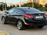 Hyundai Elantra-9
