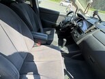 Nissan Tiida-11