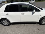 Nissan Tiida-6
