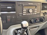 Ford Transit-16