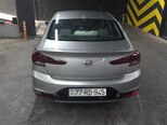 Hyundai Elantra-3