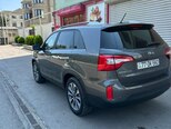 Kia Sorento-7