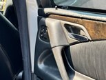Mercedes E 300-9
