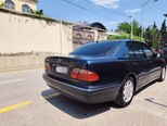 Mercedes E 240-7