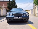 Mercedes E 240-3