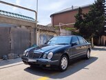 Mercedes E 240-5