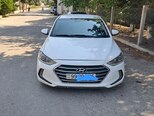 Hyundai Elantra-1