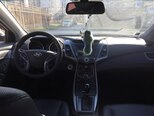 Hyundai Elantra-4