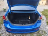 Hyundai Elantra-9
