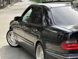 Mercedes E 240-3