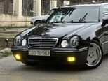 Mercedes E 240-6