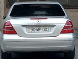 Mercedes E 240-8