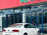 Volkswagen Passat-15