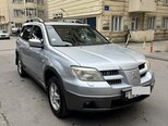 Mitsubishi Airtrek-2