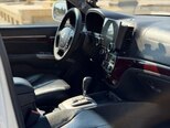 Hyundai Santa Fe-12