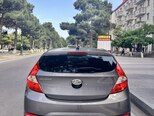 Hyundai Accent-4