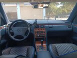 Mercedes E 240-5