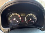 Hyundai Accent-15